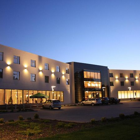 Hotel Hi-Fi Spa Nowy Tomysl Luaran gambar