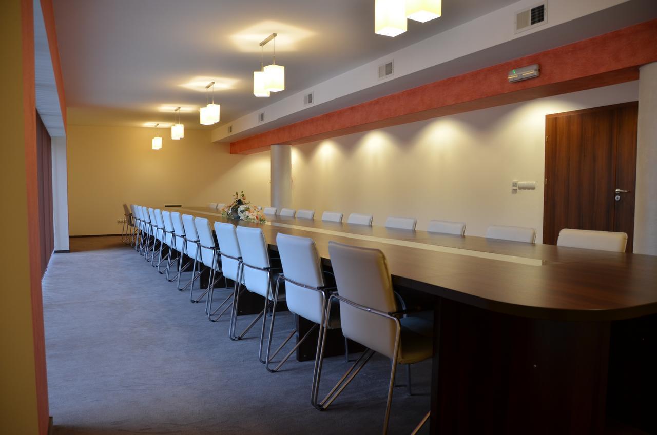 Hotel Hi-Fi Spa Nowy Tomysl Luaran gambar