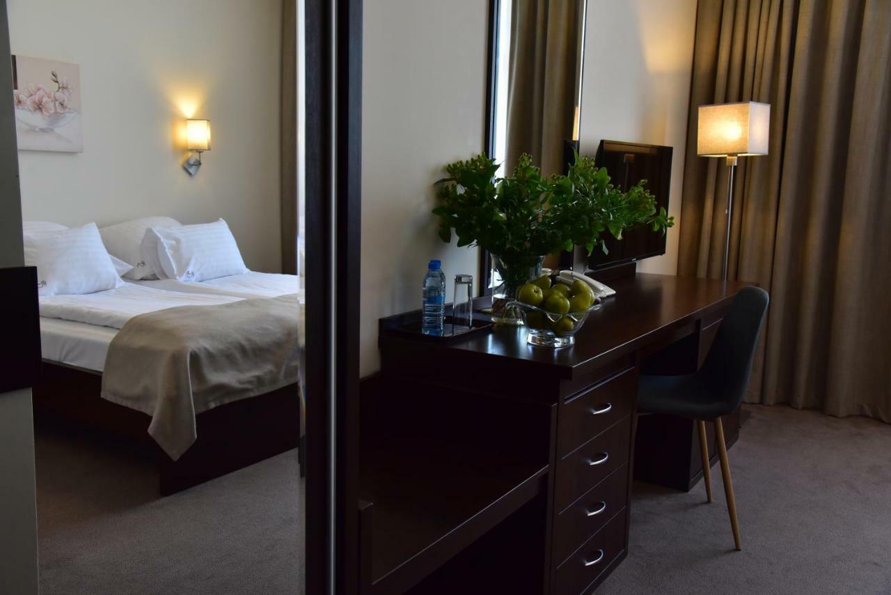Hotel Hi-Fi Spa Nowy Tomysl Luaran gambar